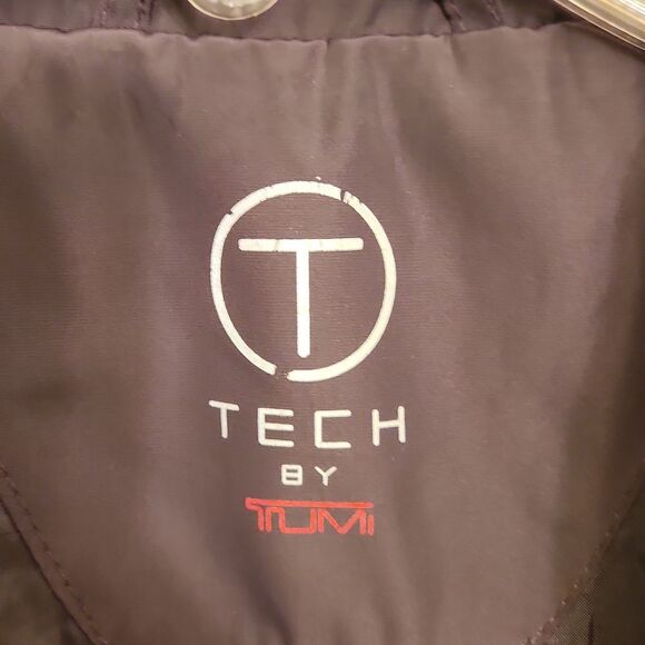 Tech by Tumi Women's Dark Gray Waterproof Jacket w/ Hood Size L - Picture 6 of 9
